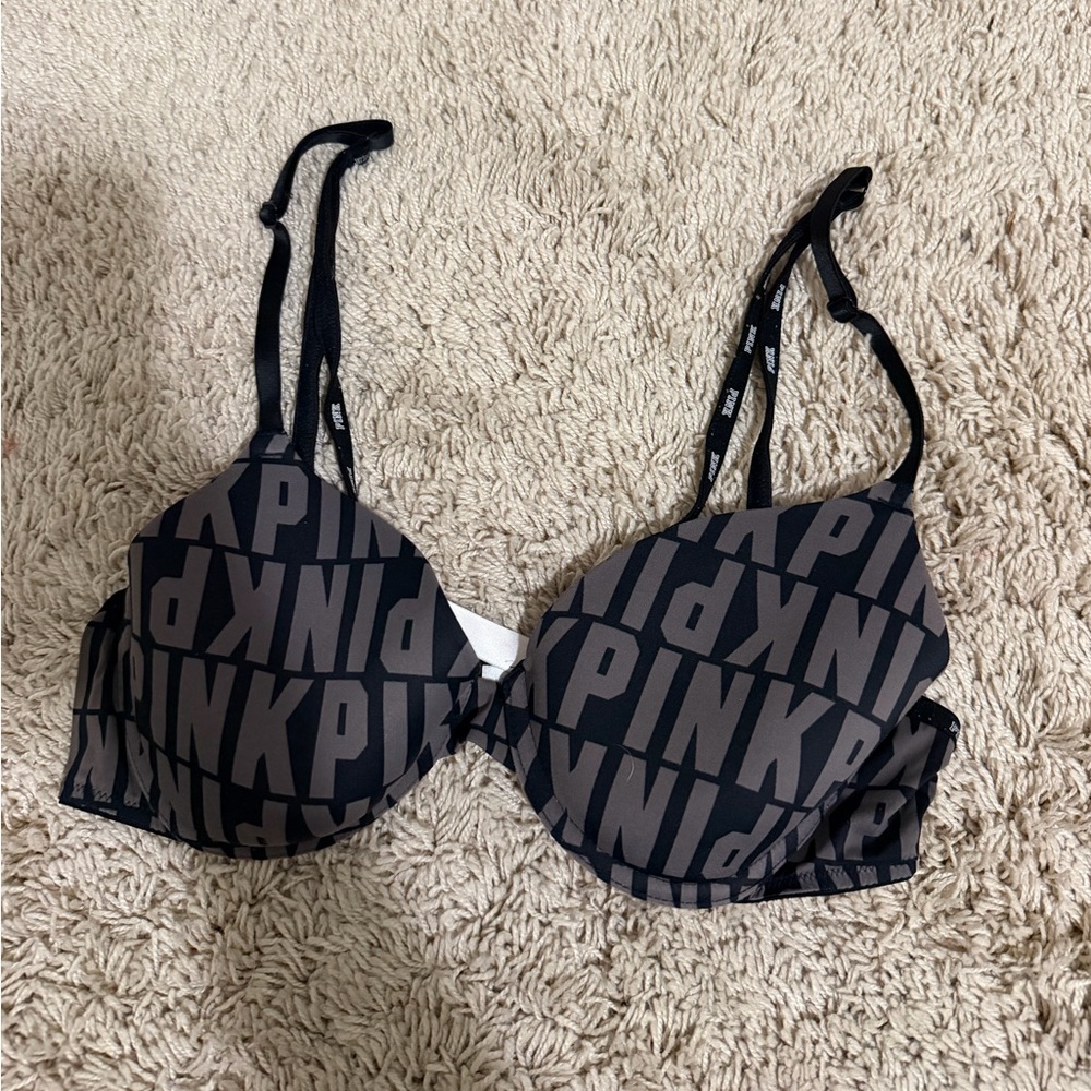 PINK Wear Everywhere Bra